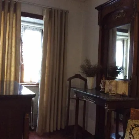 Presidential With Pool& Outside Kitchen *